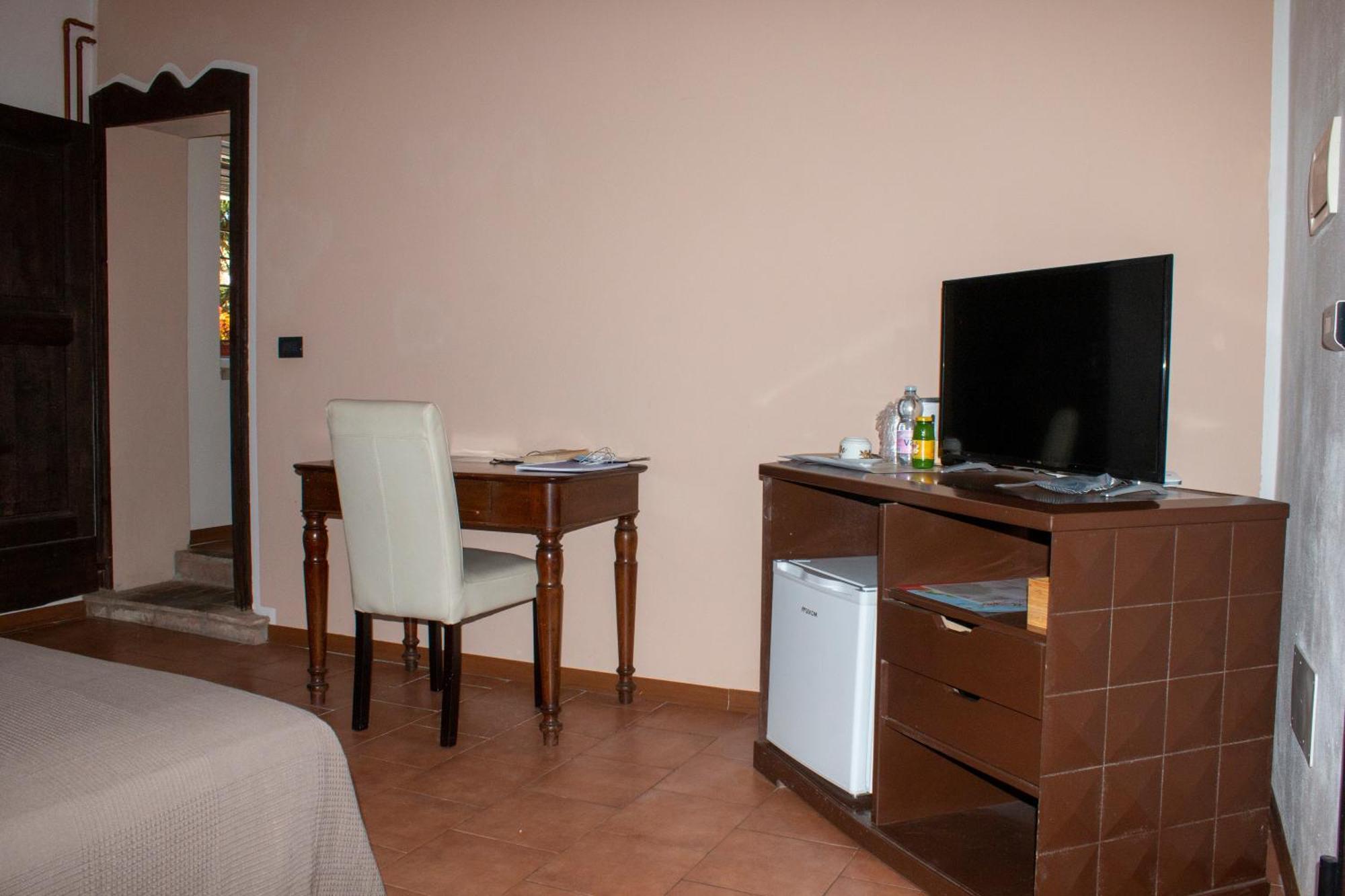 Double Room Private Bathroom
